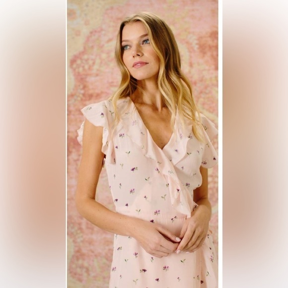 ELLOR Pink Floral Harper Ruffle  Wrap Dress X-Small NWT - Picture 1 of 11